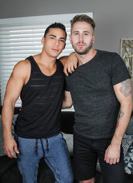 Nice american boys beefy Topher Di Maggio and husky guy Wesley Woods in hot ass bang