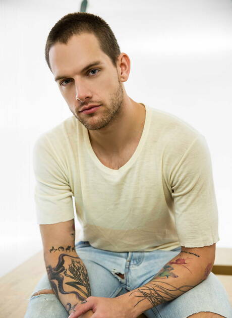 Men: Slovak hunk Jay Roberts and american beautiful boy Tayte Hanson in hot ass fuck action