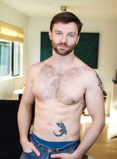 Two american dudes otter Dennis West and hunky guy Topher Di Maggio in hot homosexual action