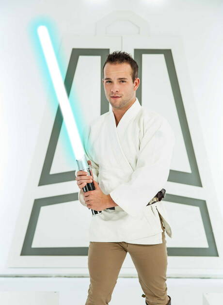 Luke Adams gangbanged by the group of imperial troopers on starship