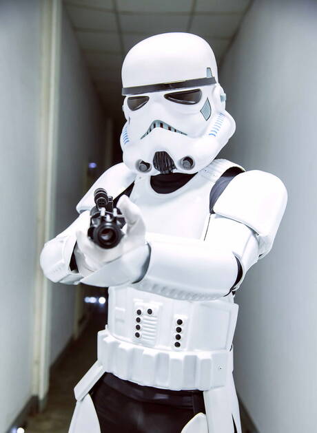 Luke Adams gangbanged by the group of imperial troopers on starship