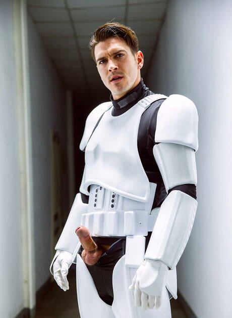 Men: Luke Adams gangbanged by the group of imperial troopers on starship