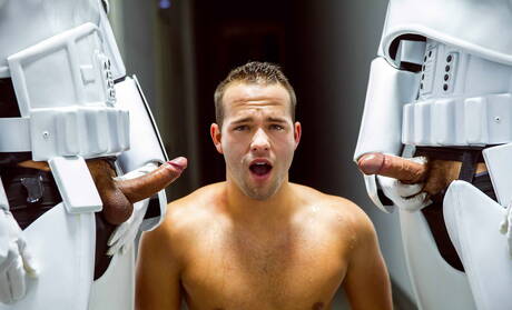 Luke Adams gangbanged by the group of imperial troopers on starship