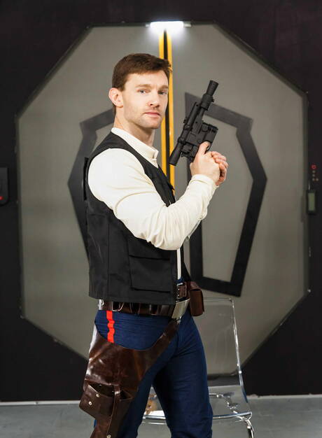 American otter Dennis West and tough guy Vader have a good sex