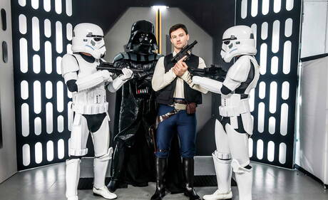 Men.com: American otter Dennis West and tough guy Vader have a good sex