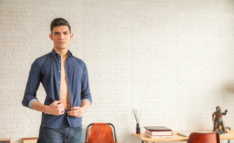 Luke Tyler und der amerikanische Superhengst Rocco Steele haben sich gegenseitig geknallt