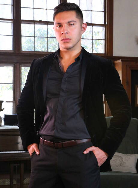 Brazilian strongman Rafael Alencar and latin muscular Seth Santoro have a hot couple scene