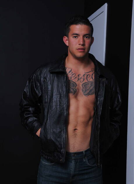 Pretty american boys superstud Joey Rico and beefy Johnny Rapid sucking and screwing each other in bathroom