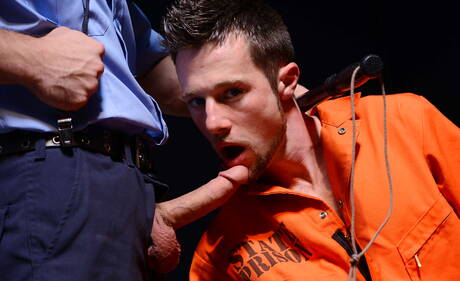 American beefy Aspen and superstud Kurt Wild have a good anal sex