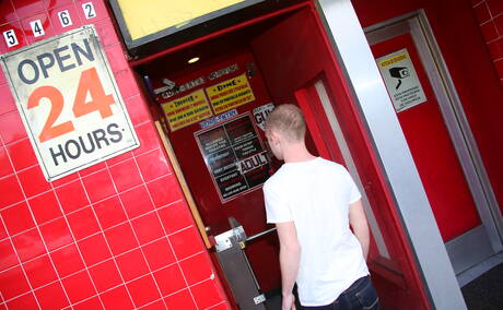 Husky guy Aiden Connors and ebony beefcake Hole Hunter fuck after  interracial blowjob outdoor