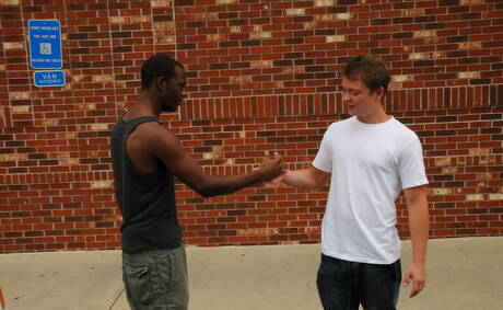 Beefy Micah and beefy Troy Penetrator in interracial bang outdoor