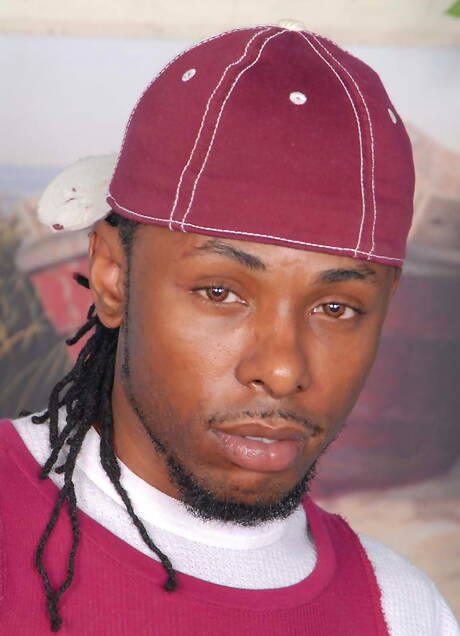 Blacks on Boys: Black beefcake Mr Darvin and stud Tyler Ray in black on white anal sex