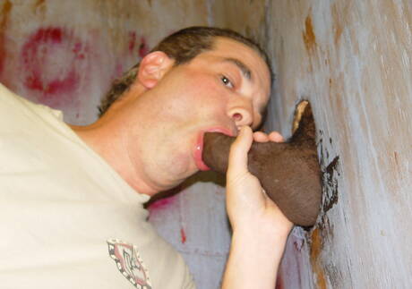 Ebony hunky guy Justyn Blayde and hunk Oral Johnson in dick sucking scene