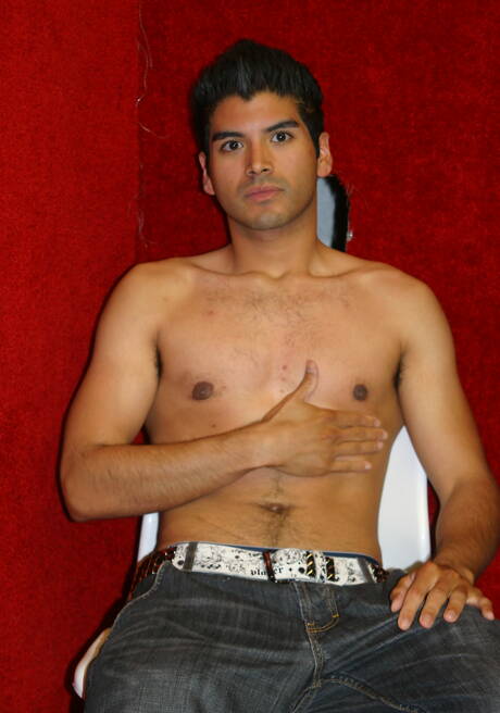 Latino muscular Chris Dano and beefcake Damien Young fuck ass after interracial sucking