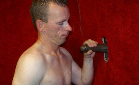 Hunk Jeremy Wood and black beefcake Tyrese in hard interracial anal sex