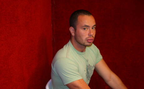 Strongman Ryan Starr and black strongman The Machine in dick sucking scene