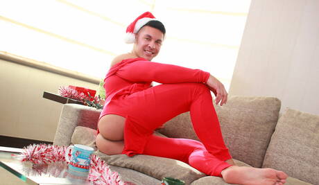 Die berühmten Amerikaner Seth Santoro und Arad Winwin, der muskulöse Kerl, lutschen und ficken sich gegenseitig unter der Dusche