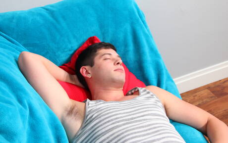 Gay Creeps: American hot twink Chase Young fuck after dick sucking