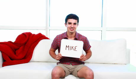 Gay Castings: American pretty boy Mike Chambers sucking and screwing the boy