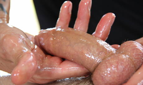 Beefy Wesley Brooks fuck ass after sucking dick