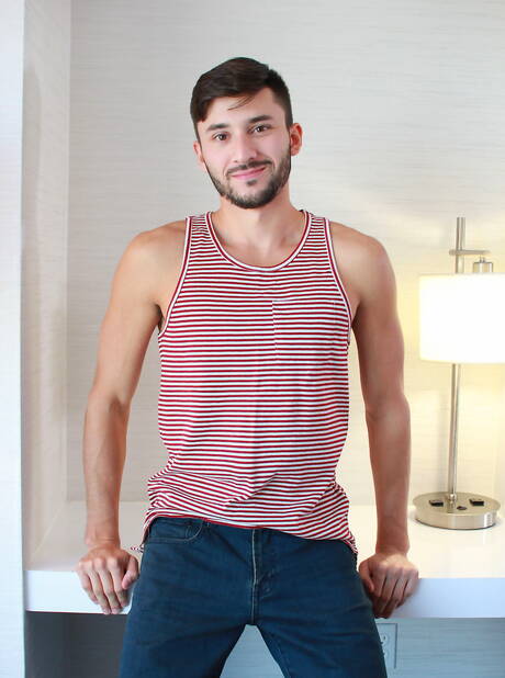 Pretty american boys hunk Jordan Boss and beefy Scott Demarco drilling an ass