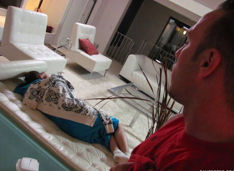 Well-built Lance Howard sucking and screwing the boy