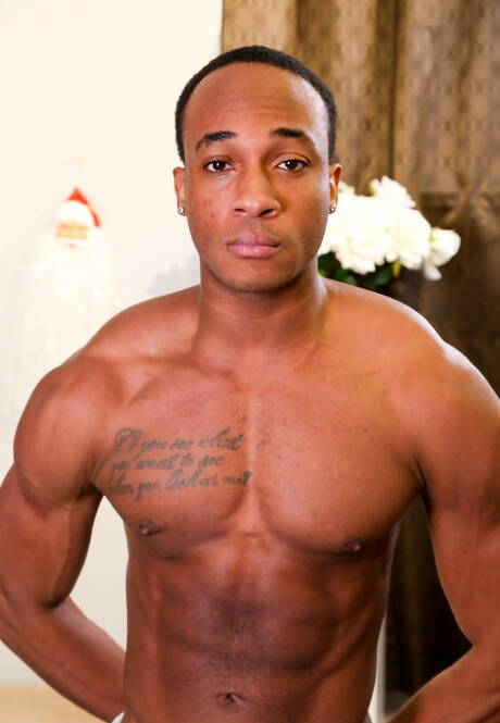 Black stud Trent King and  Leo Brooks in cock sucking scene