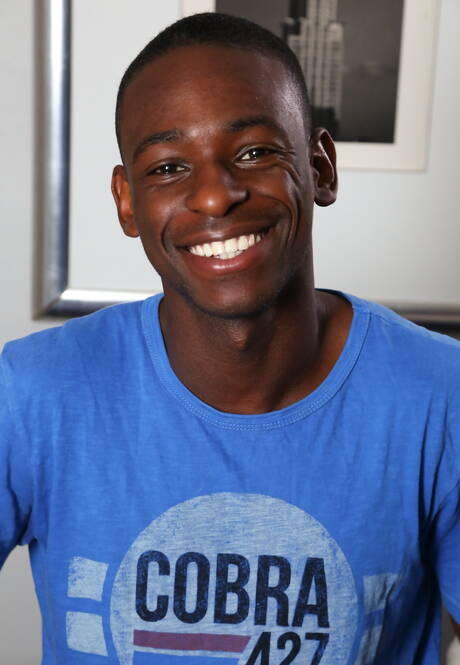 Canadian hunk Beau Reed and black beefcake River Wilson have a good interracial sex