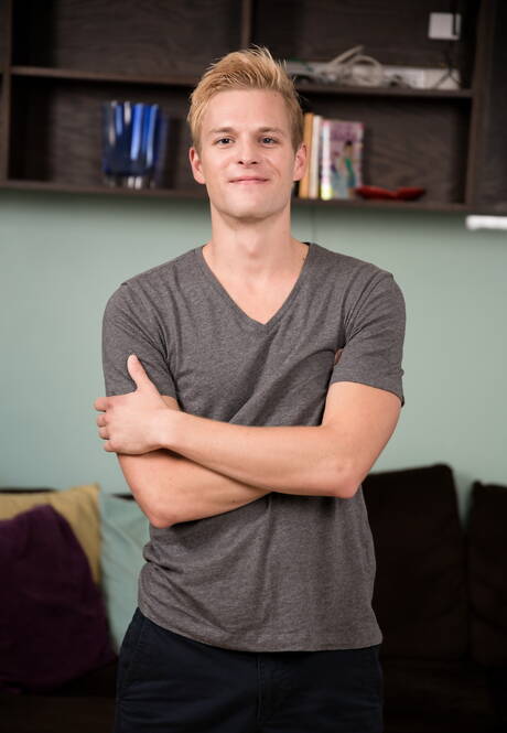 Next Door Studios: Hot american boys twink Ty Thomas and muscular Steve Rogers banged each other