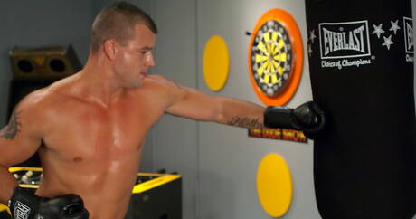 Die sexy Jungs Mark Talon, Trent Locke und Phenix Saint lieben sich