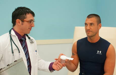 Latin beefy Jimmy Durano and beefcake Parker Wright fuck ass after sucking