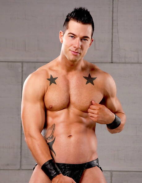 Amerykański przystojniak Rod Daily pozuje nago i pokazuje tyłek