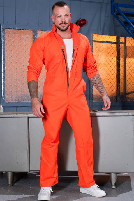 Zwei amerikanische Jungs, der große Brian Bonds und der Bulle Sean Duran, ficken nach dem Blowjob