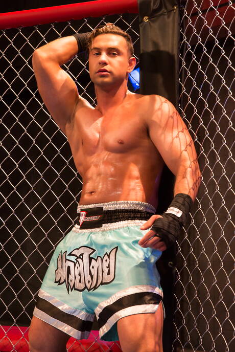 Hot House: Two american guys beefy Josh Conners and muscular Austin Wolf banged each other