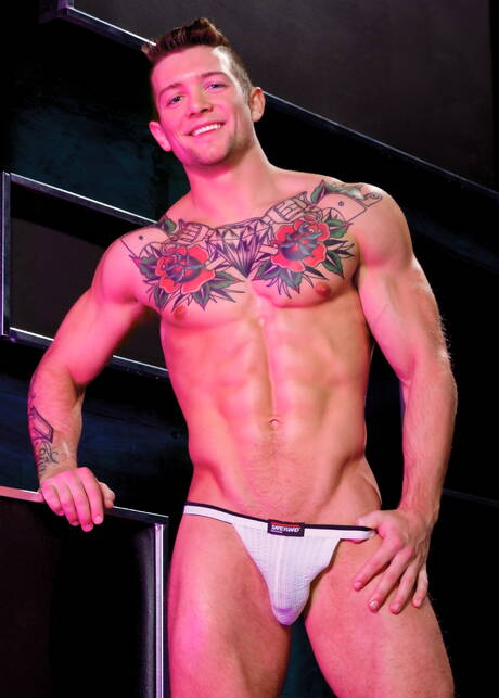 Pretty american guys hunk Chris Bines and beefcake Sebastian Kross have a good sex