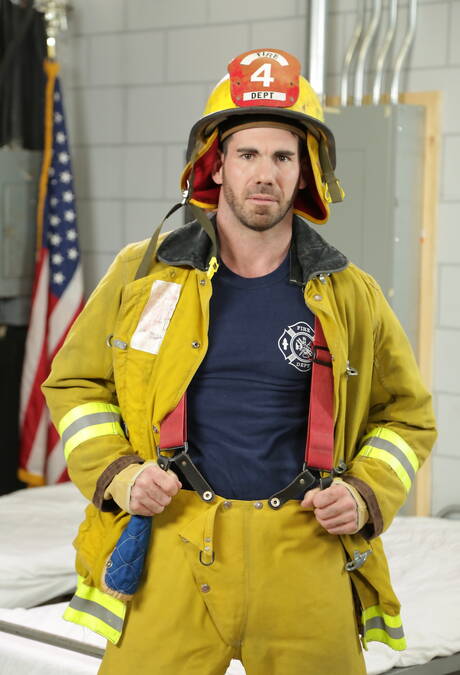 Hot american guys beefcake Billy Santoro and well-built Andy Banks shows a well-build body