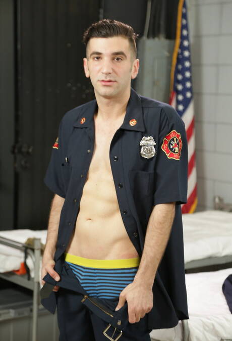 Hot american guys beefcake Billy Santoro and well-built Andy Banks shows a well-build body