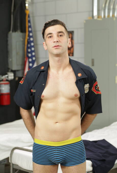 Hot american guys beefcake Billy Santoro and well-built Andy Banks shows a well-build body