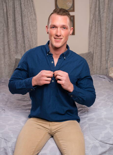 Los estadounidenses calientes, el musculoso Jackson Cooper y el semental Billy Santoro se masturban