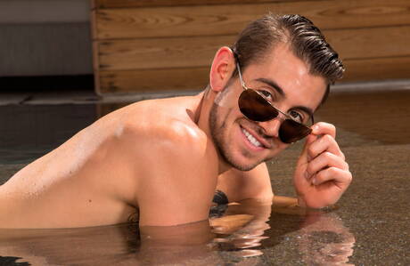 Les beaux garçons américains Addison Graham et l