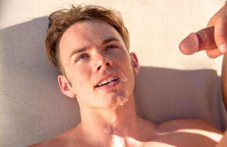 Les beaux garçons américains Addison Graham et l