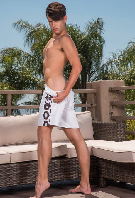 American muscular Jj Knight and beautiful boy Addison Blue get naked and showing ass in bathroom