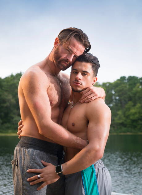 Latino husky guy Armond Rizzo and irish mature bear Brendan Patrick shows a well-build body outside