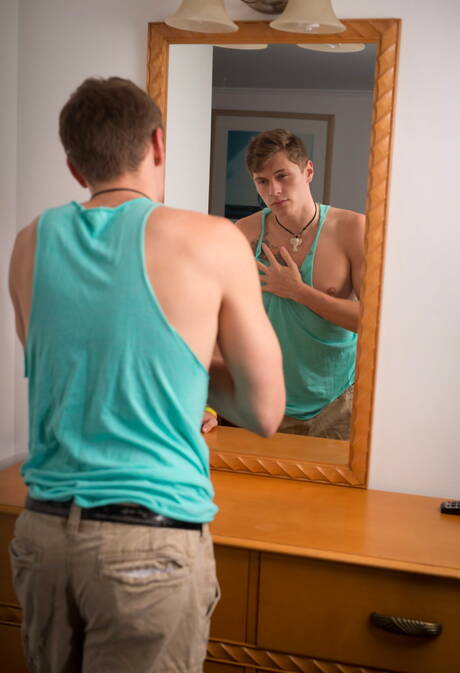 Irish gay bear Brendan Patrick and american well-built Troy Accola undressing and showing hot ass