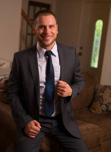 O durão alemão Hans Berlin e o galã Drake Magnum mostram um corpo lindo