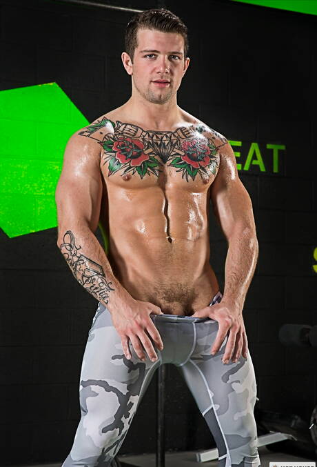 Falcon Studios: Two american dudes stud Sebastian Kross and beefy Rex Cameron sucking and screwing each other