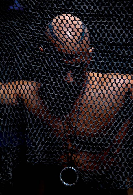 狂野狂歡，迪恩、肖恩、加布里埃爾、阿拉德，舔屁股和舌吻