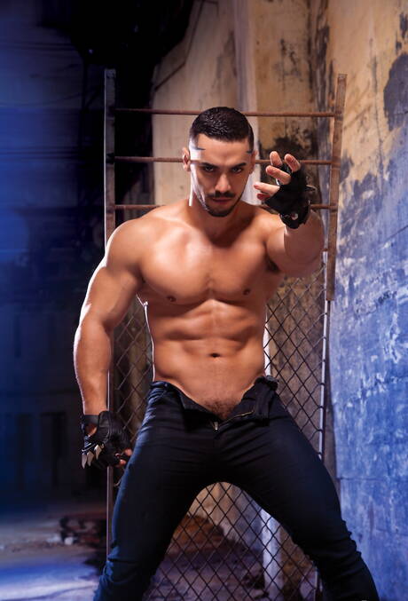 狂野狂歡，迪恩、肖恩、加布里埃爾、阿拉德，舔屁股和舌吻