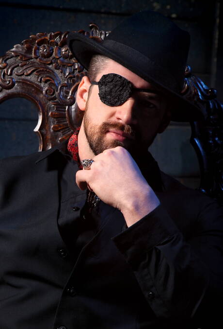 Pretty american boys hunk Trelino and strongman Andrew Stark have a good anal sex