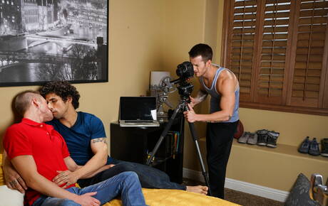 Horny boys Jimmy Clay, Quentin Gainz and Ty Thomas in hard threesome sex